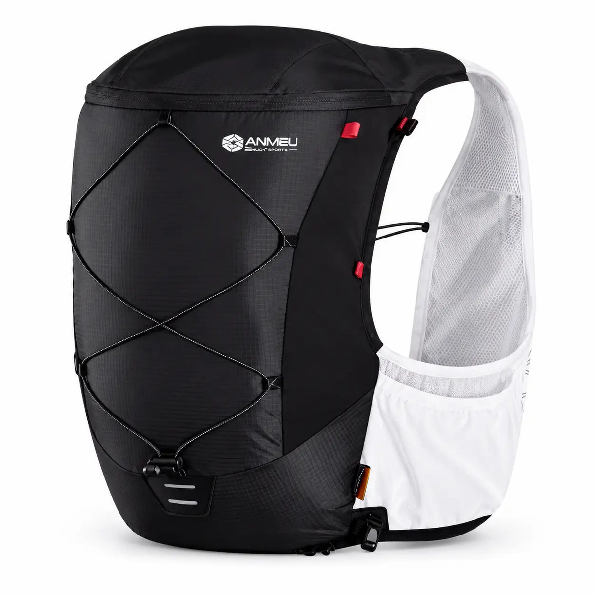 gilet d'hydratation 12L de couleur noir et blanc vue de derriere de 3/4