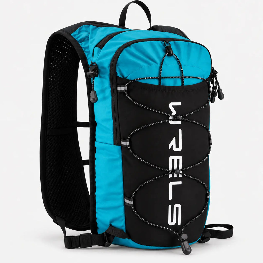 sac trail 10L multi-points de couleur bleu vue de derriere en 3/4