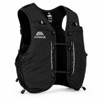 sac ultra trail 12L de couleur noir vue de de face de 3/4
